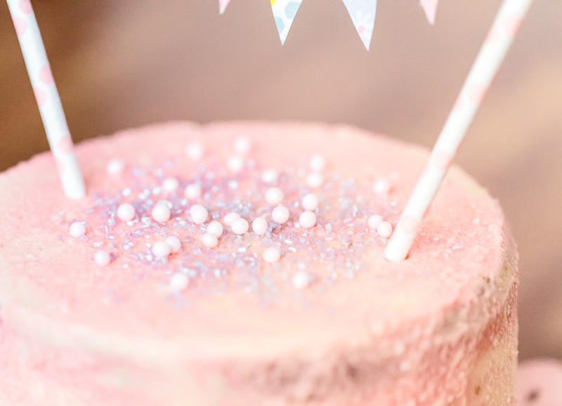 Smash the cake